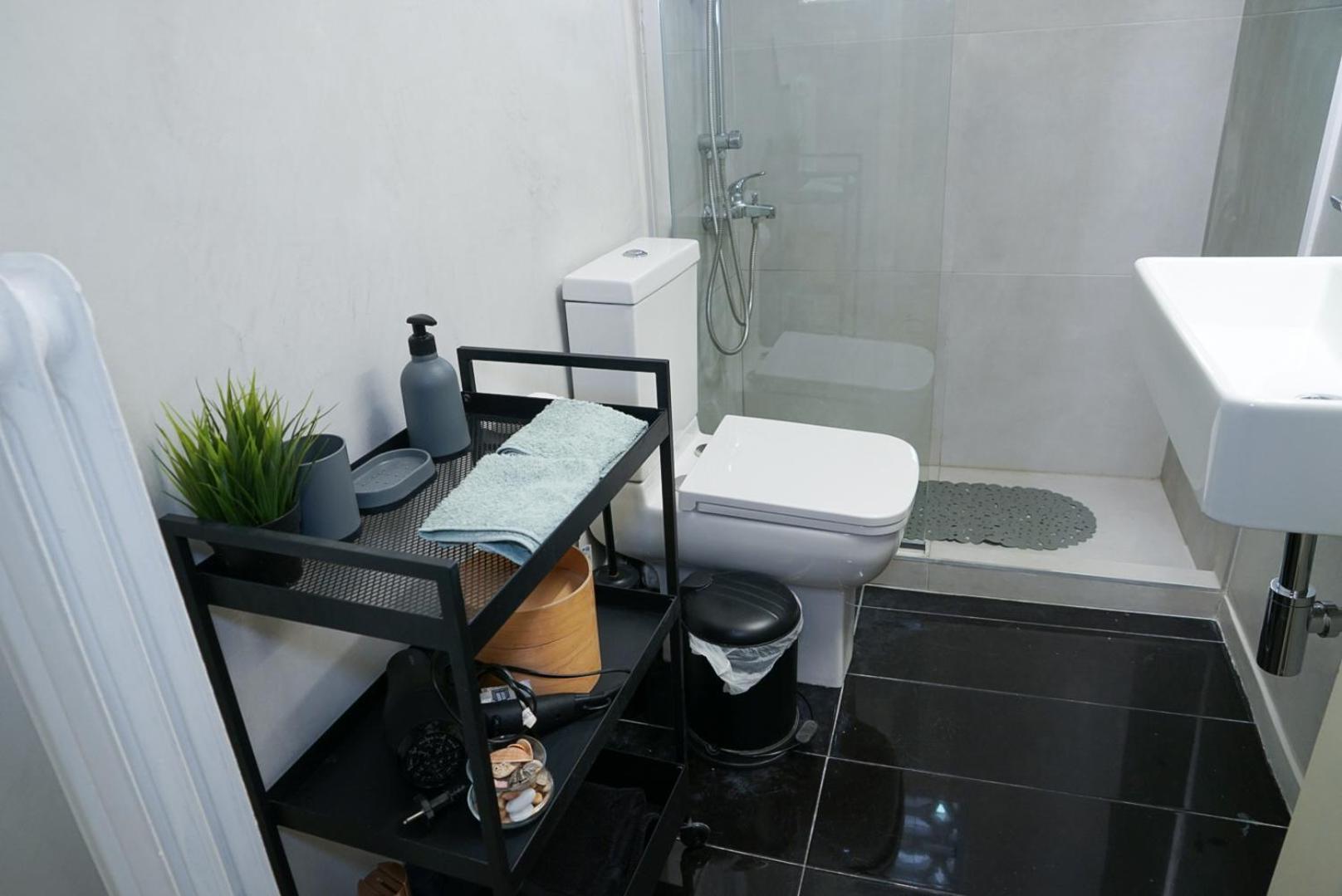 Comfy Studio Apartment Very Close To City Centre Афины Экстерьер фото